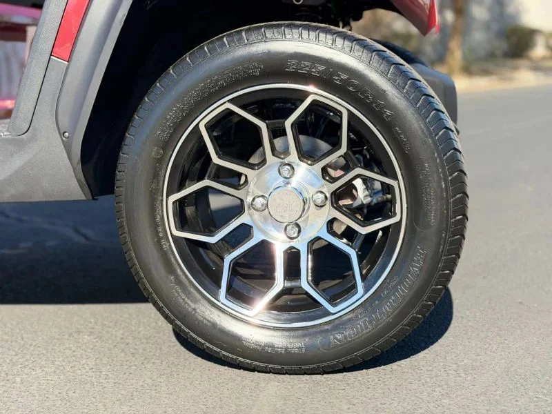 2027 Evolution Ranger 4 Plus 4 Plus photo 14