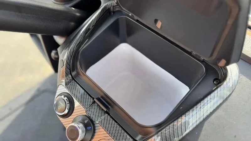 2025 Tara Roadster 2 2 photo 17