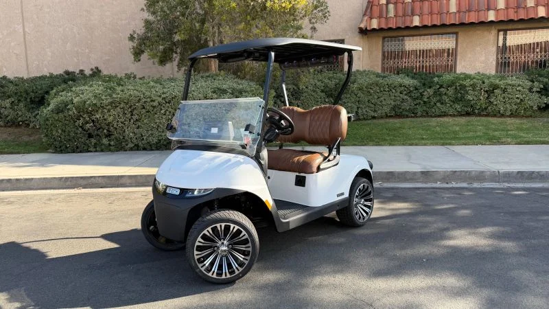 2027 E-Z-GO Freedom ELiTE Lithium photo 2