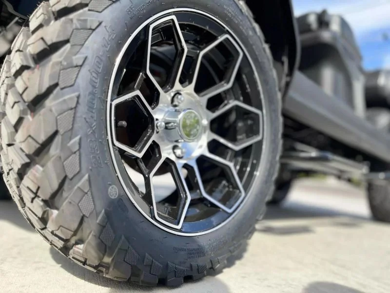 2027 Evolution Maverick 4 Plus 4 Plus photo 17