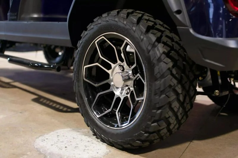 2027 Evolution Maverick 4 Plus 4 Plus photo 16