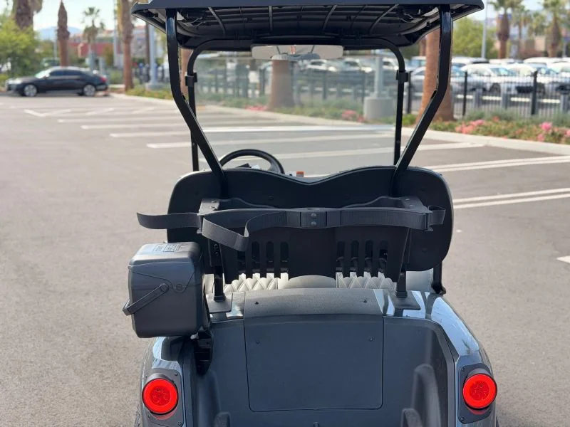 2027 E-Z-GO Freedom ELiTE Lithium photo 6