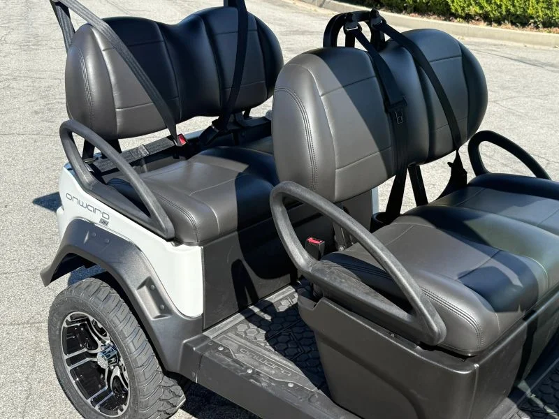 2027 Club Car Onward 4 Fwd Lsv Lft photo 2