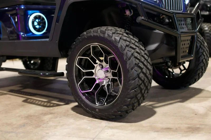 2027 Evolution Maverick 4 Plus 4 Plus photo 18