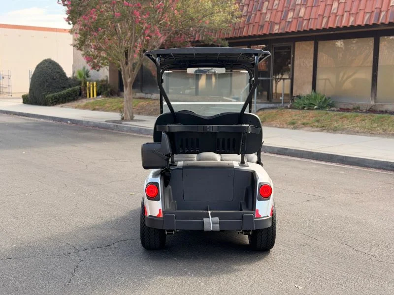 2027 E-Z-GO Freedom ELiTE Lithium photo 7