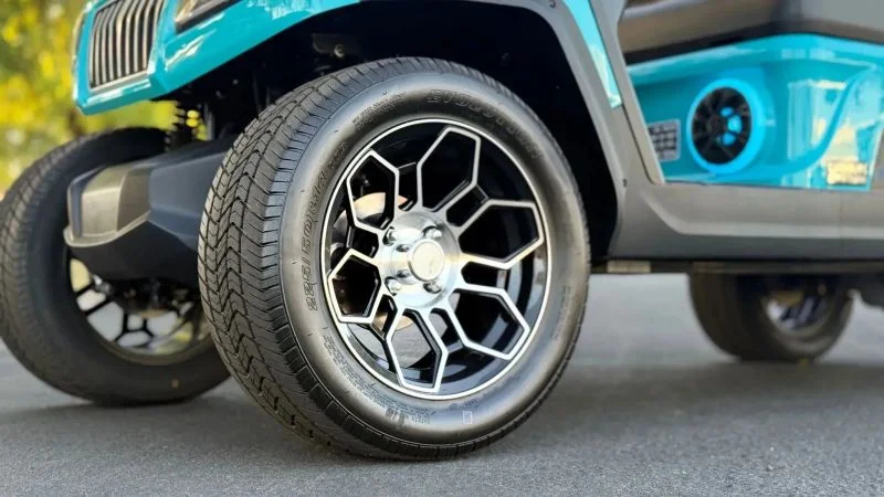 2027 Evolution Maverick 4 Plus 4 Plus photo 14