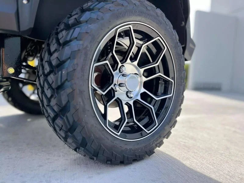 2027 Evolution Maverick 4 Plus 4 Plus photo 15
