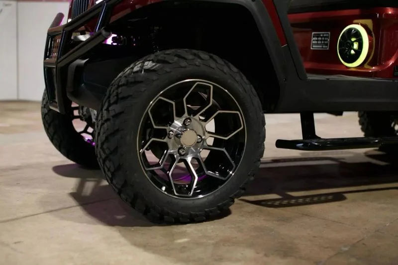 2027 Evolution Maverick 4 Plus 4 Plus photo 15
