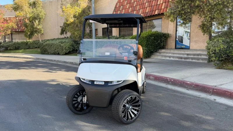 2027 E-Z-GO Freedom ELiTE Lithium photo 3