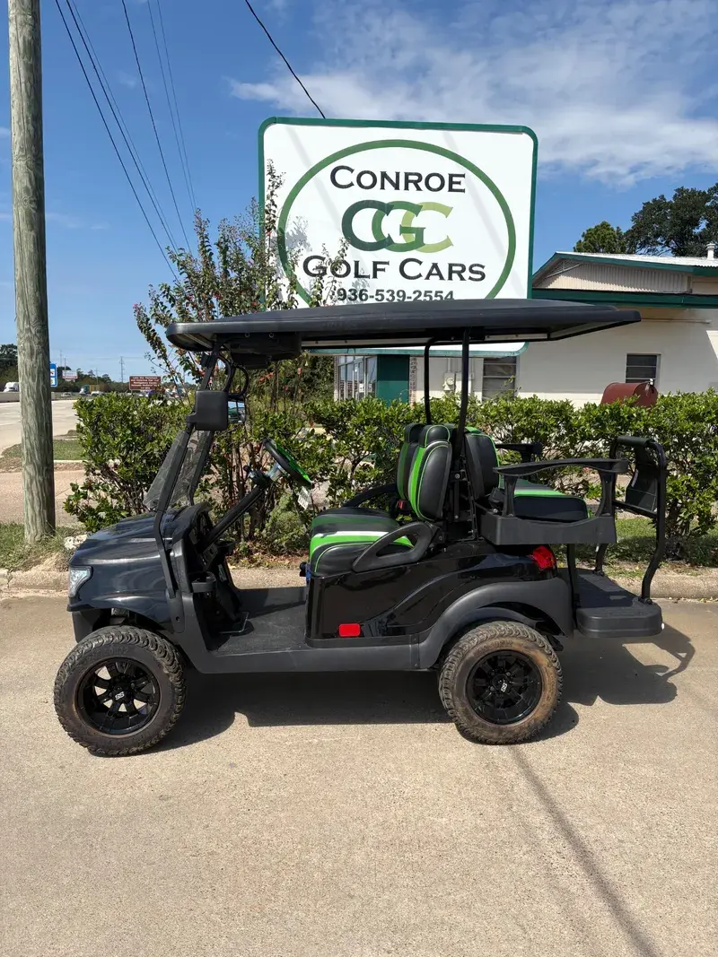 2021 Club Car Alpha photo 2