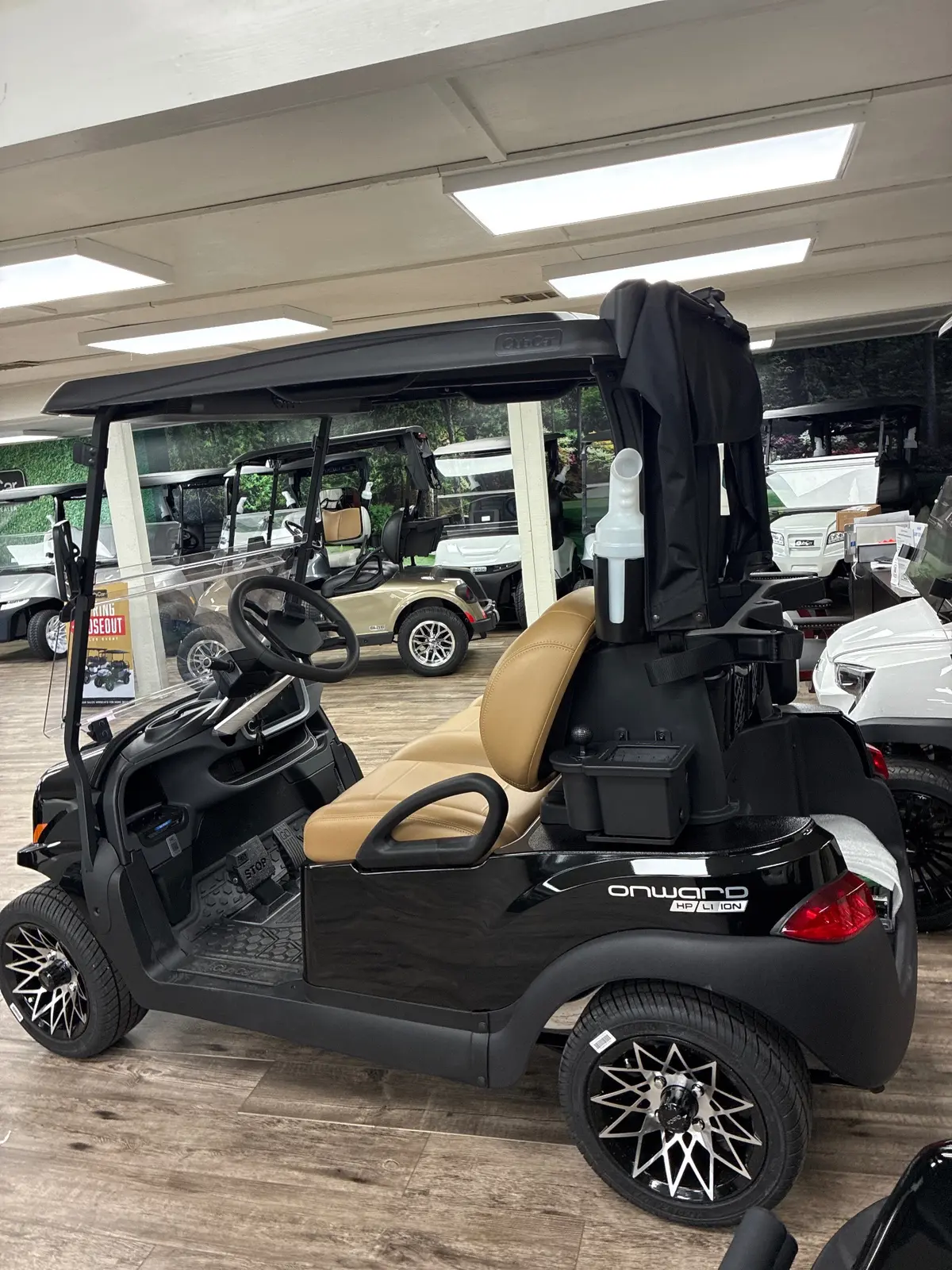 2027 Club Car Onward HP Li-Ion photo 3
