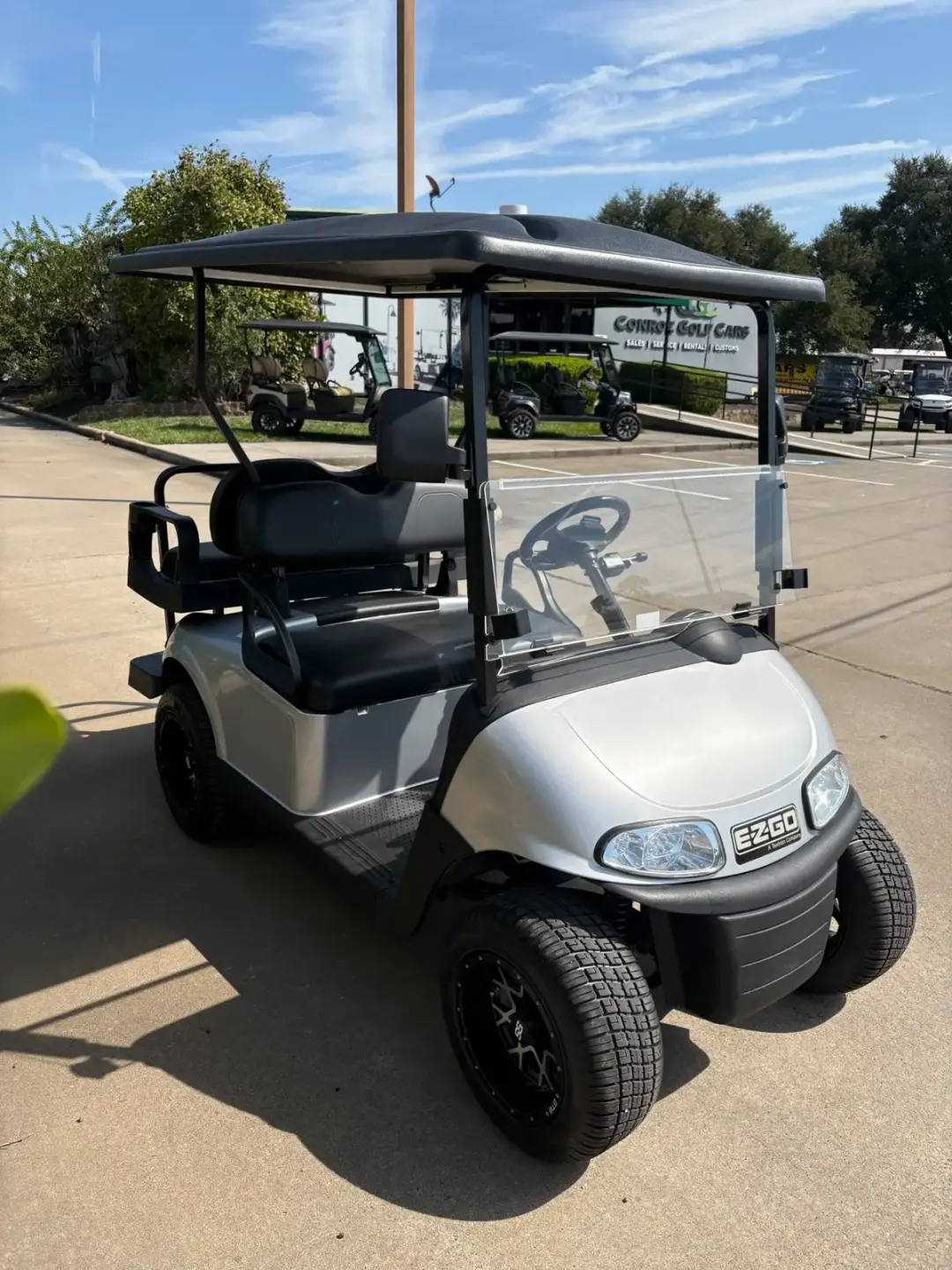 2023 E-Z-GO RXV ELiTE Lithium photo 5
