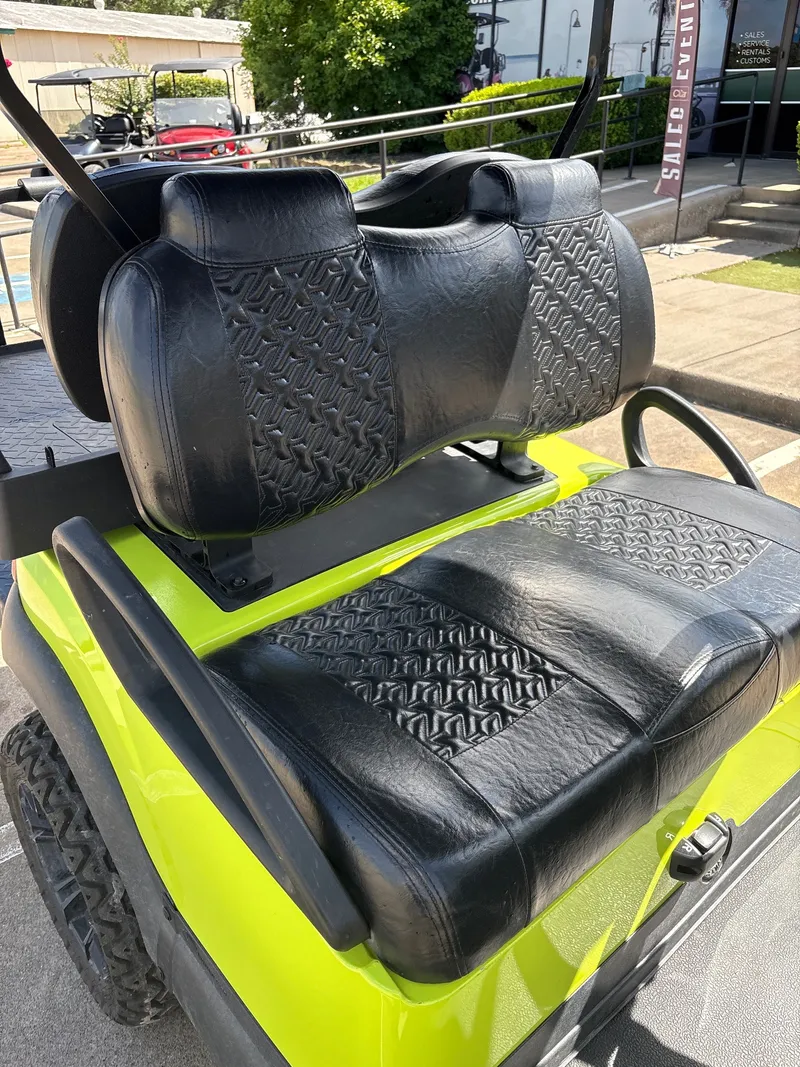 2019 Club Car Tempo 2+2 photo 4