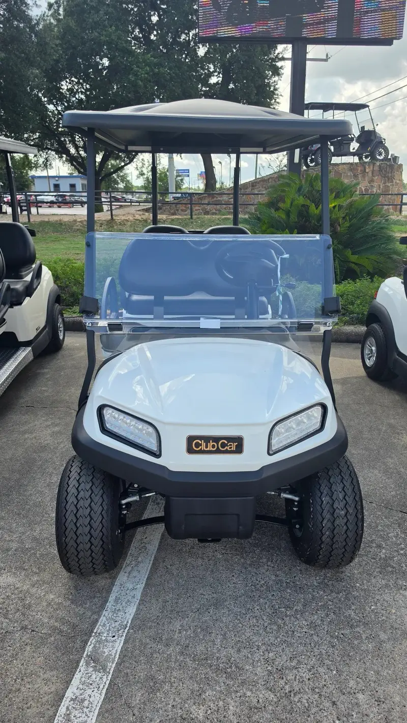2027 Club Car Tempo photo 1