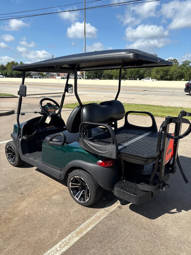 2018 Club Car Tempo 2+2 photo 4