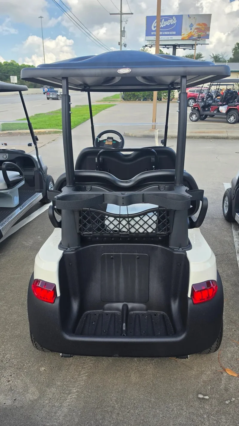 2027 Club Car Tempo photo 6