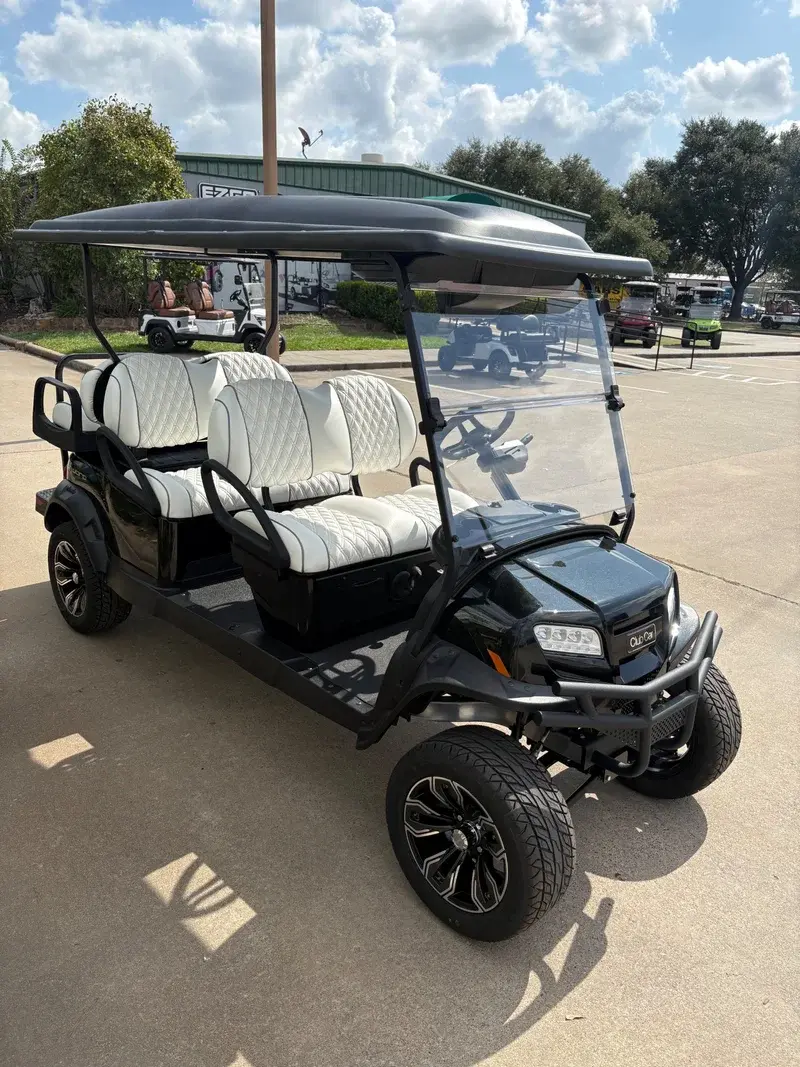 2027 Club Car Onward 6 Passenger photo 5