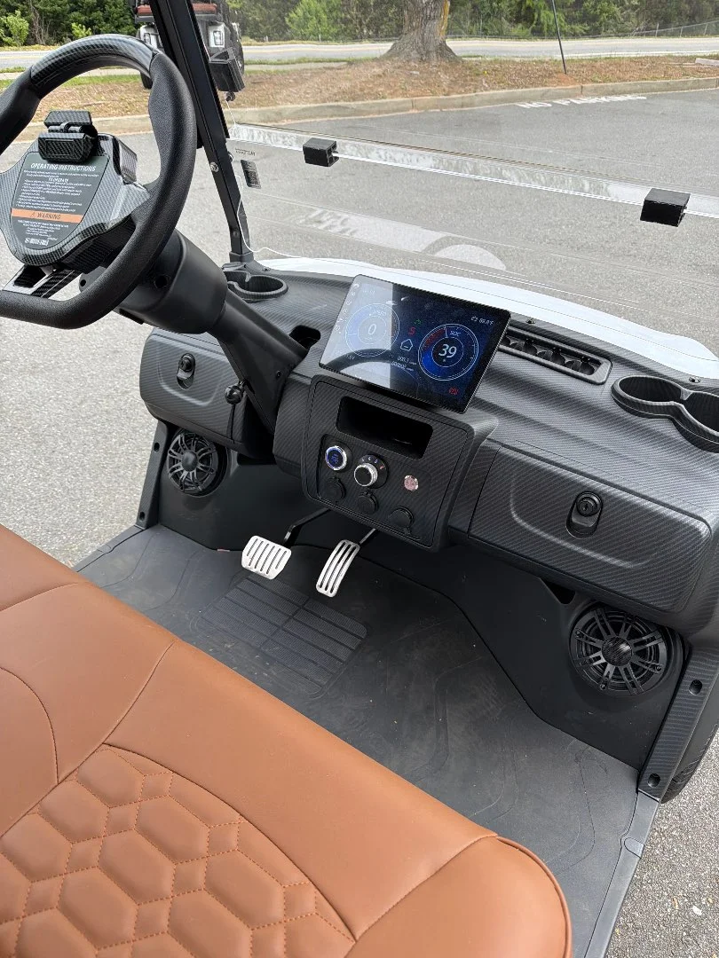 2026 Voyager EV Commander photo 7