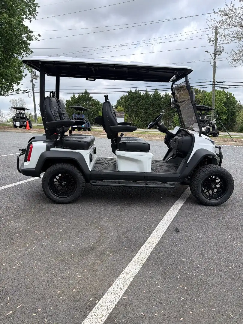 2026 Venom EV Stealth 0% FINANCING FAST FREE DELIVERY photo 4