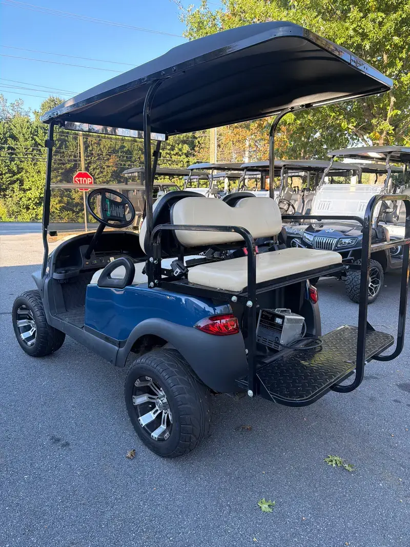 2010 Club Car Precedent photo 3