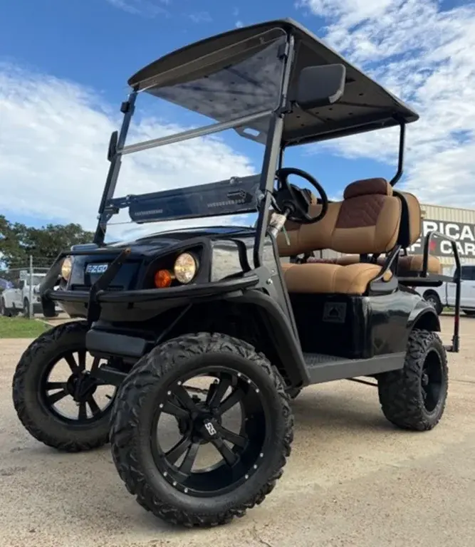 2011 E-Z-GO TXT photo 1