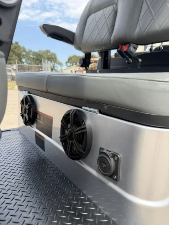 2026 Solana EV F 6P photo 5