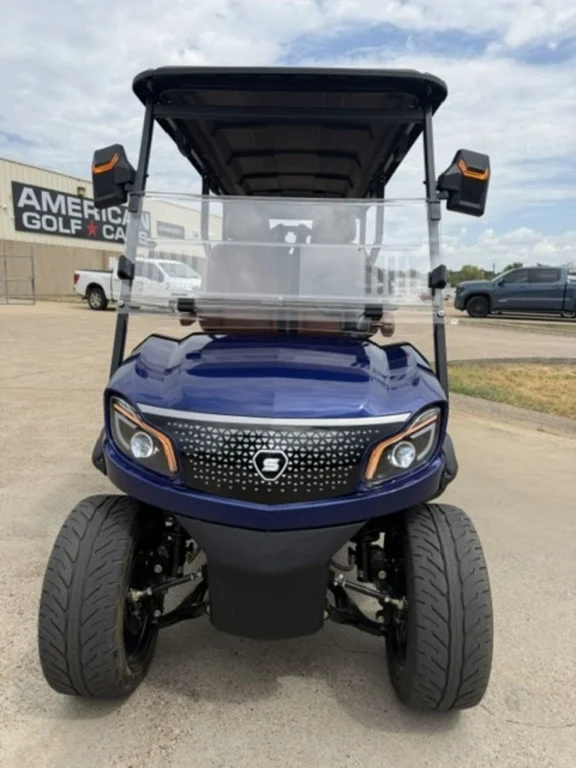 2026 Solana EV XA 6P photo 6