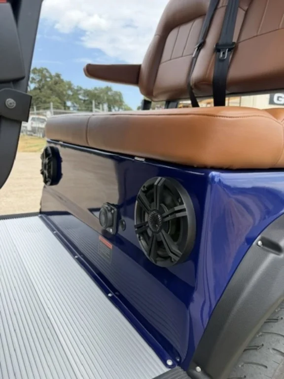 2026 Solana EV XA 6P photo 5