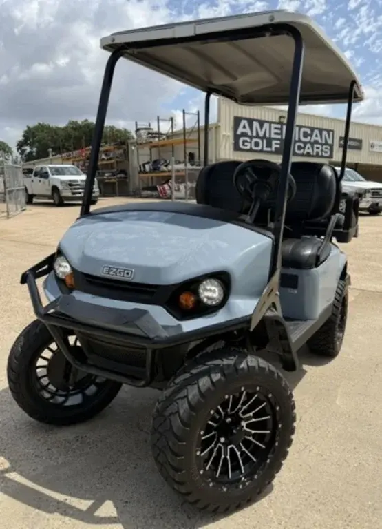 2022 E-Z-GO Express photo 1