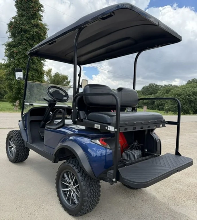 2019 E-Z-GO TXT photo 3
