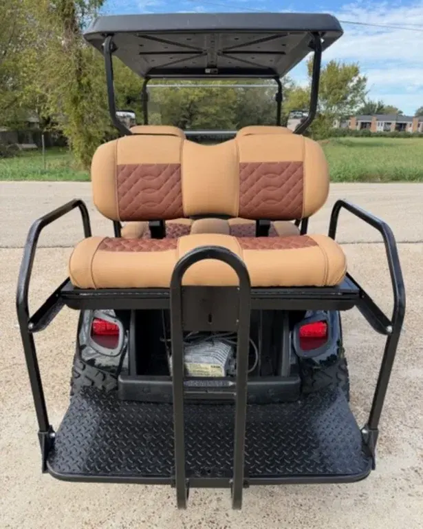 2011 E-Z-GO TXT photo 5