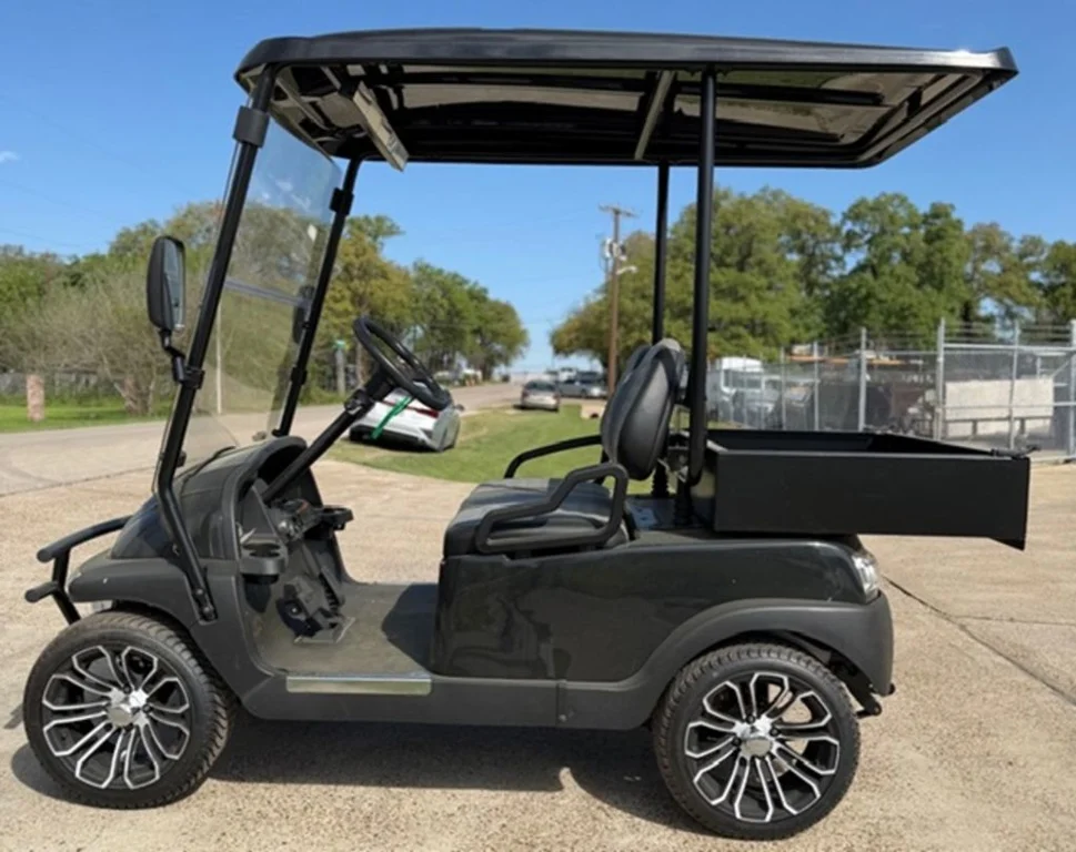 2025 Axis Off-Road EV photo 2