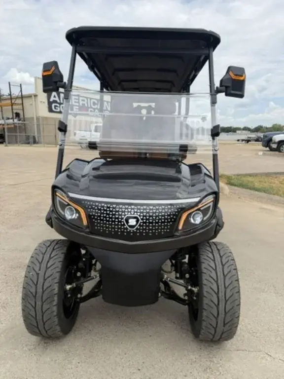 2027 Solana EV XA 6P photo 6