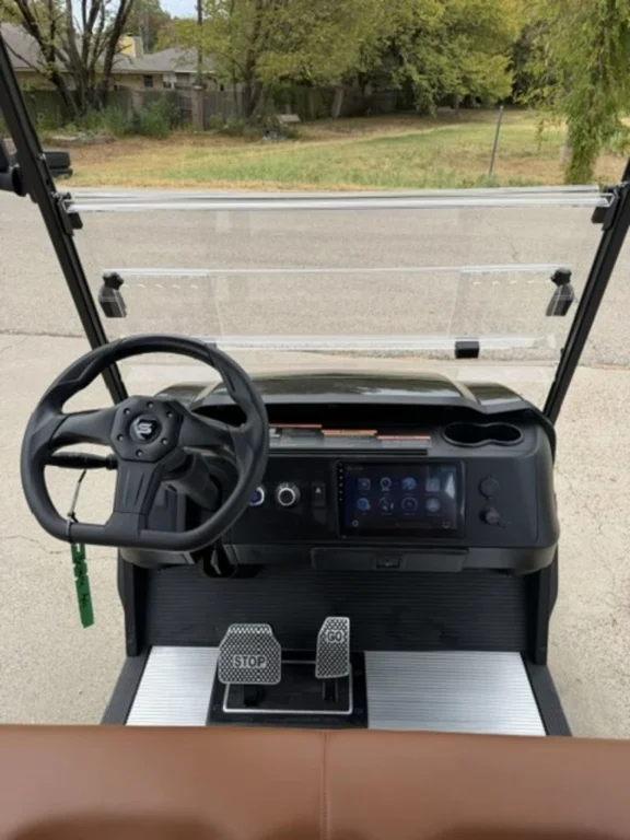 2026 Solana EV XA 6P photo 4