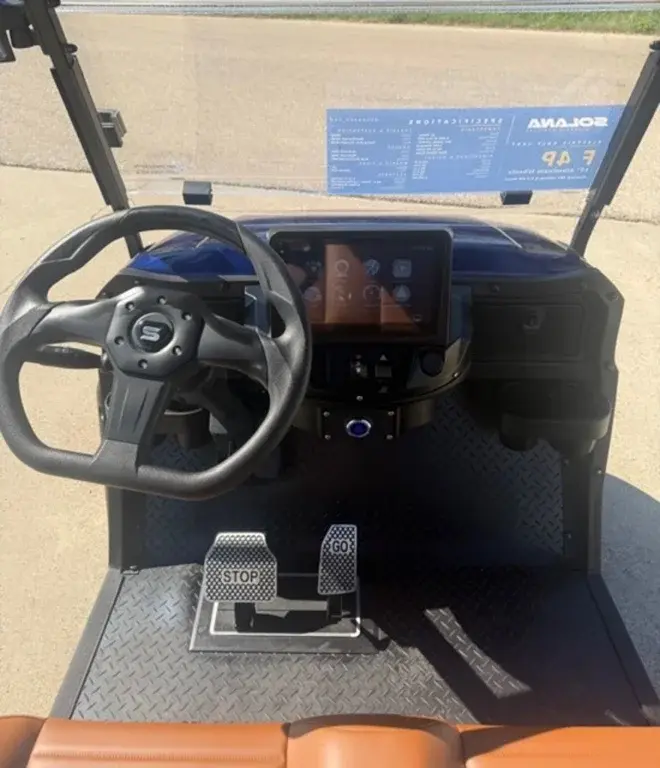 2027 Solana EV F 4P photo 4