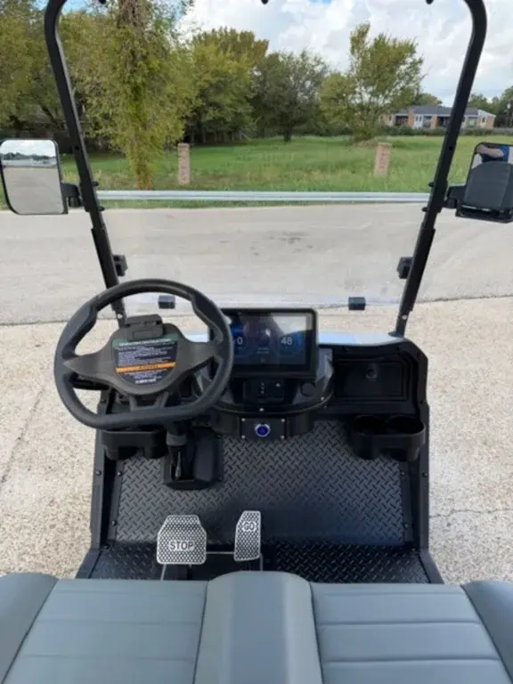 2026 Solana EV G Utility photo 4