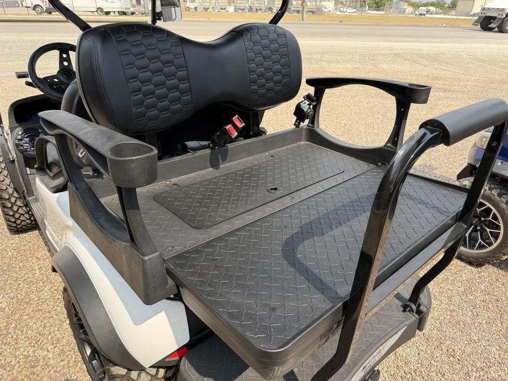 2023 Madjax XSeries photo 9