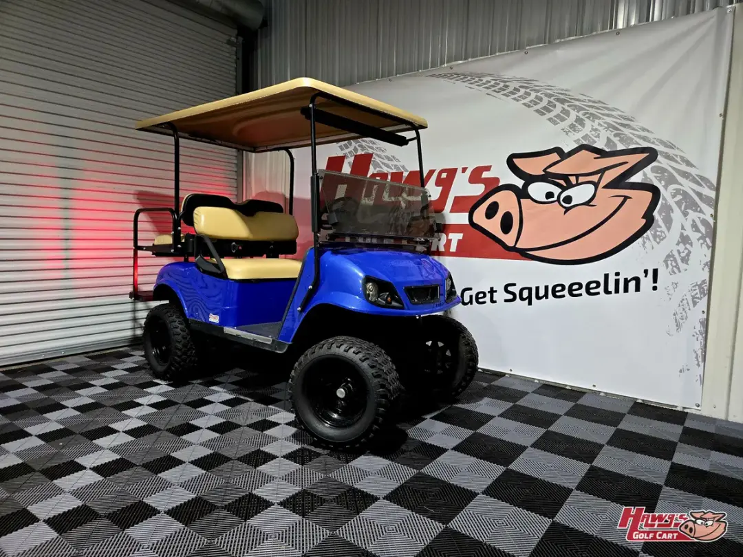 2011 E-Z-GO TXT photo 1