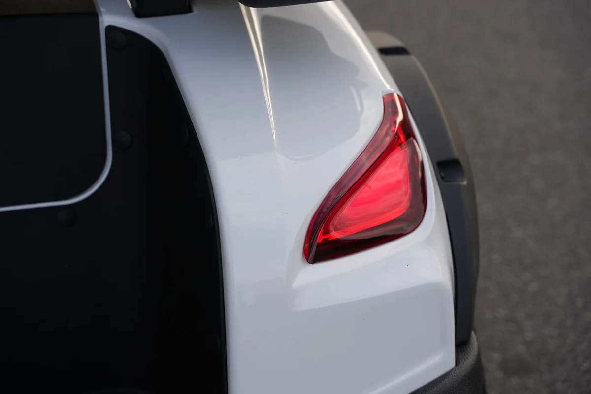 2026 Active EV Pulse 2PR photo 25