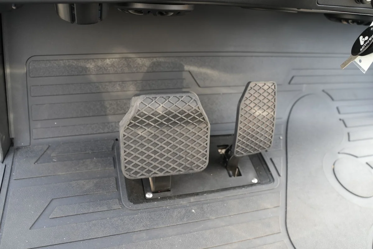 2026 Active EV Pulse 4F photo 20