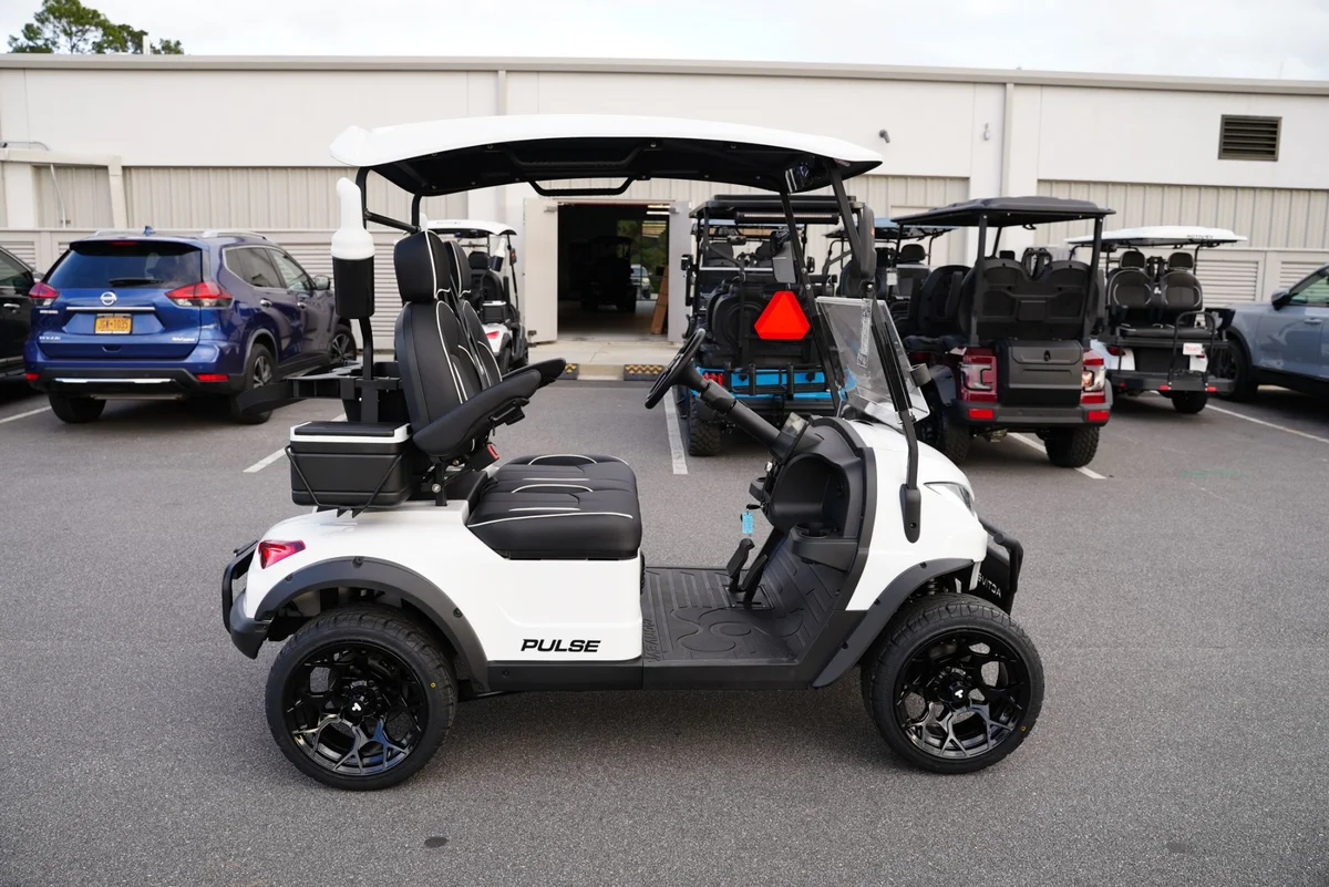 2026 Active EV Pulse 2PR photo 8