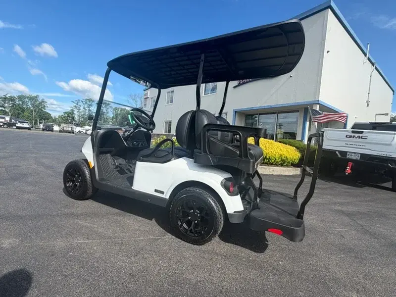 2026 E-Z-GO RXV ELITE 2/2 photo 5