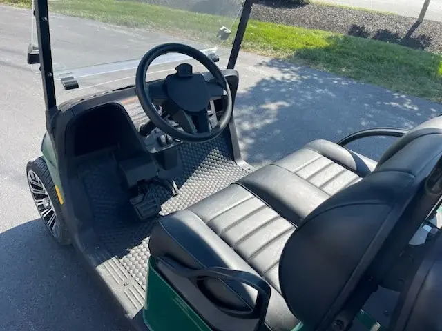 2026 E-Z-GO RXV Freedom photo 5
