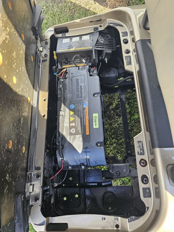 2021 E-Z-GO RXV ELiTE Lithium photo 5