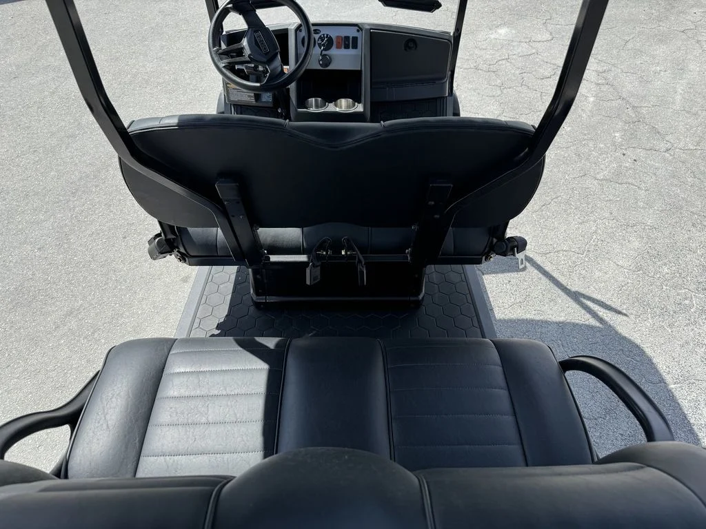 2024 E-Z-GO Liberty ELiTE Lithium photo 8