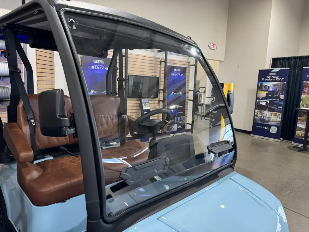 2027 E-Z-GO Liberty LSV photo 7