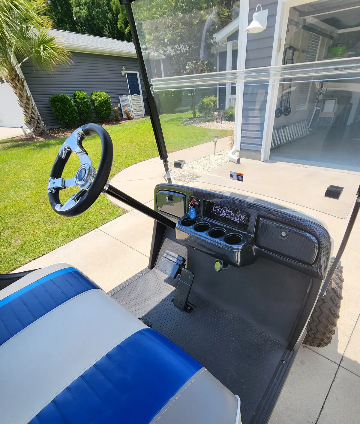 2018 E-Z-GO TXT ELiTE Lithium photo 5