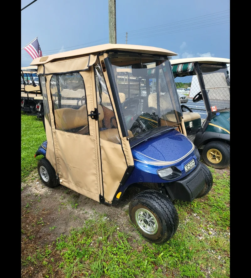 2017 E-Z-GO 2 seater photo 5