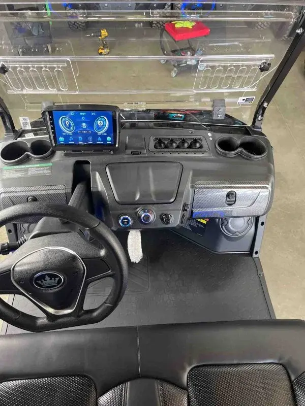 2027 Evolution D5 Maverick 4 Passenger photo 6