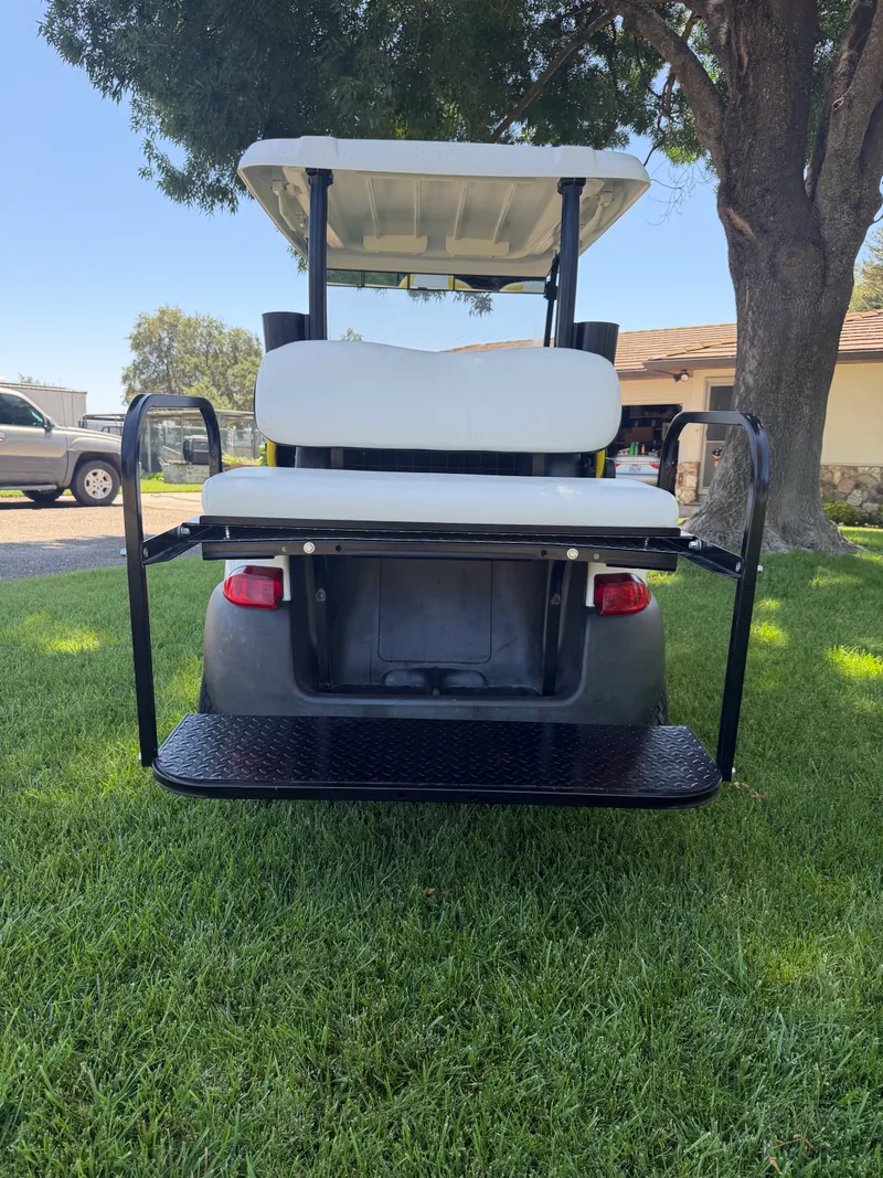 2006 Club Car Precedent Electric photo 3